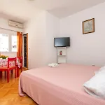 Apartman Nikola Lokva Rogoznica
