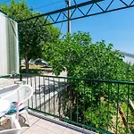 Nikola Apartman Lokva Rogoznica