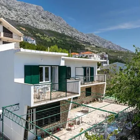Nikola Apartman *